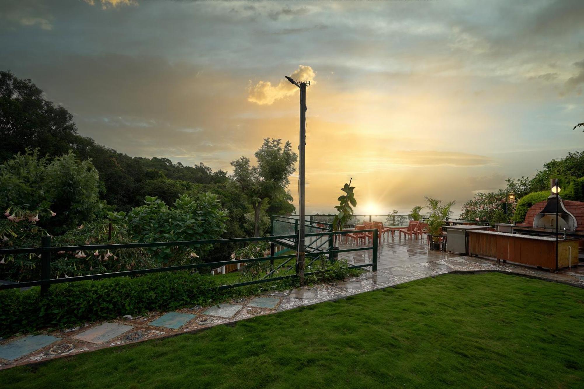 De Rock Jungle Living Resort Кунур Екстер'єр фото
